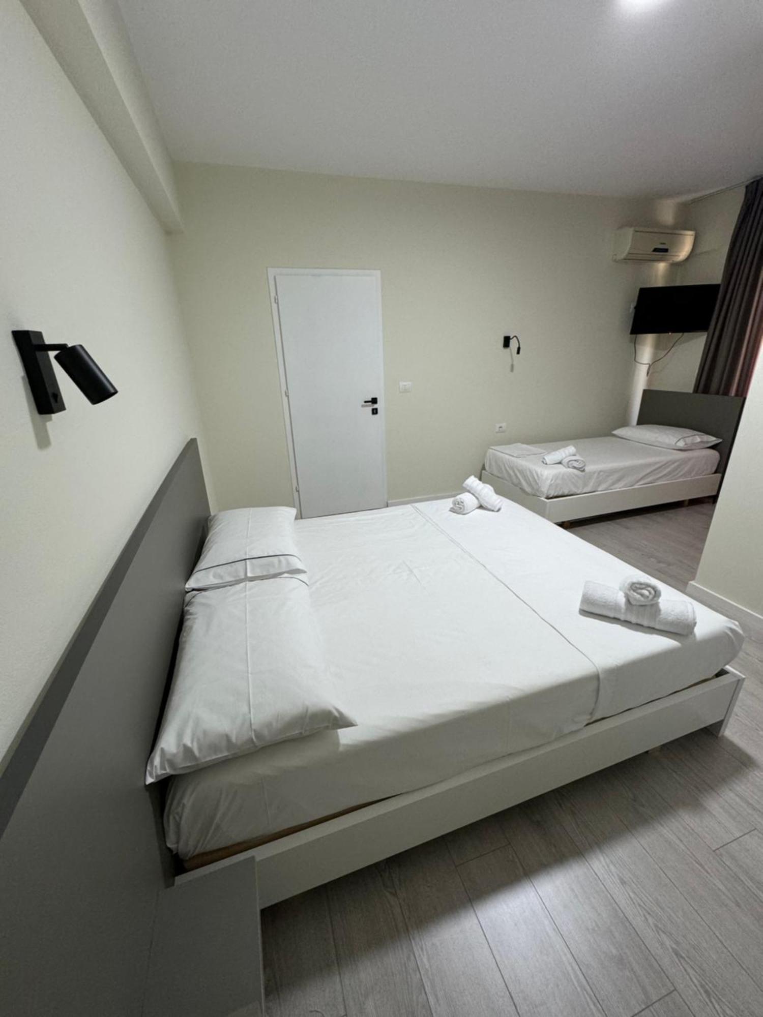 Meraki Hotel Sarande Luaran gambar