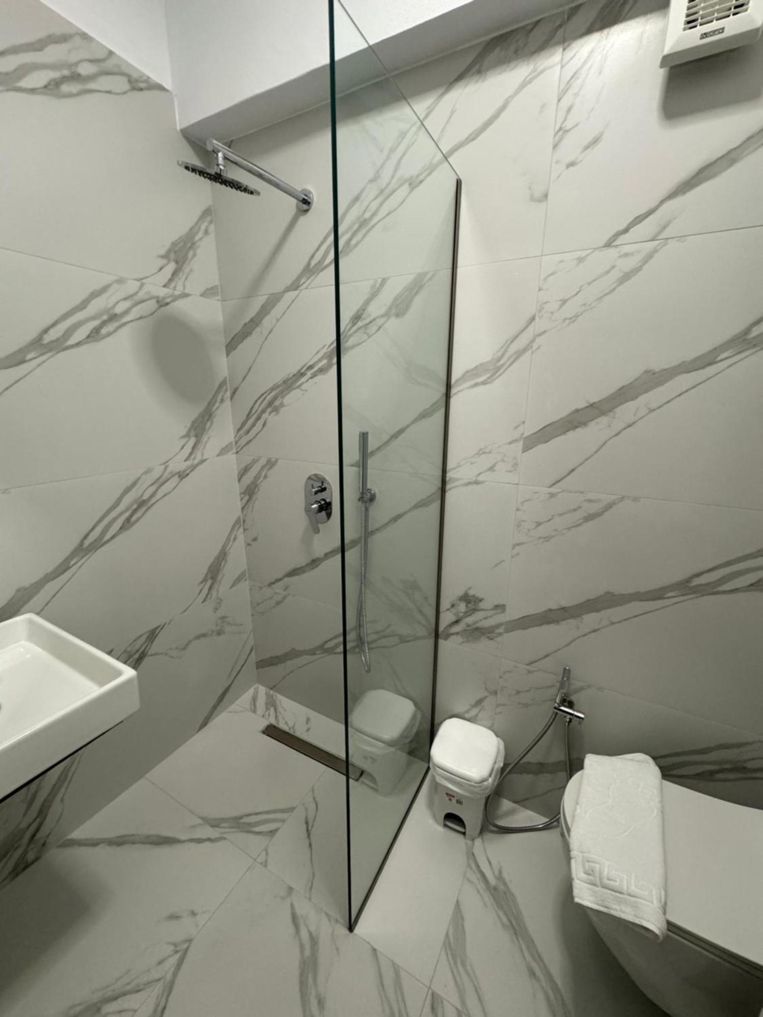 Meraki Hotel Sarande Luaran gambar
