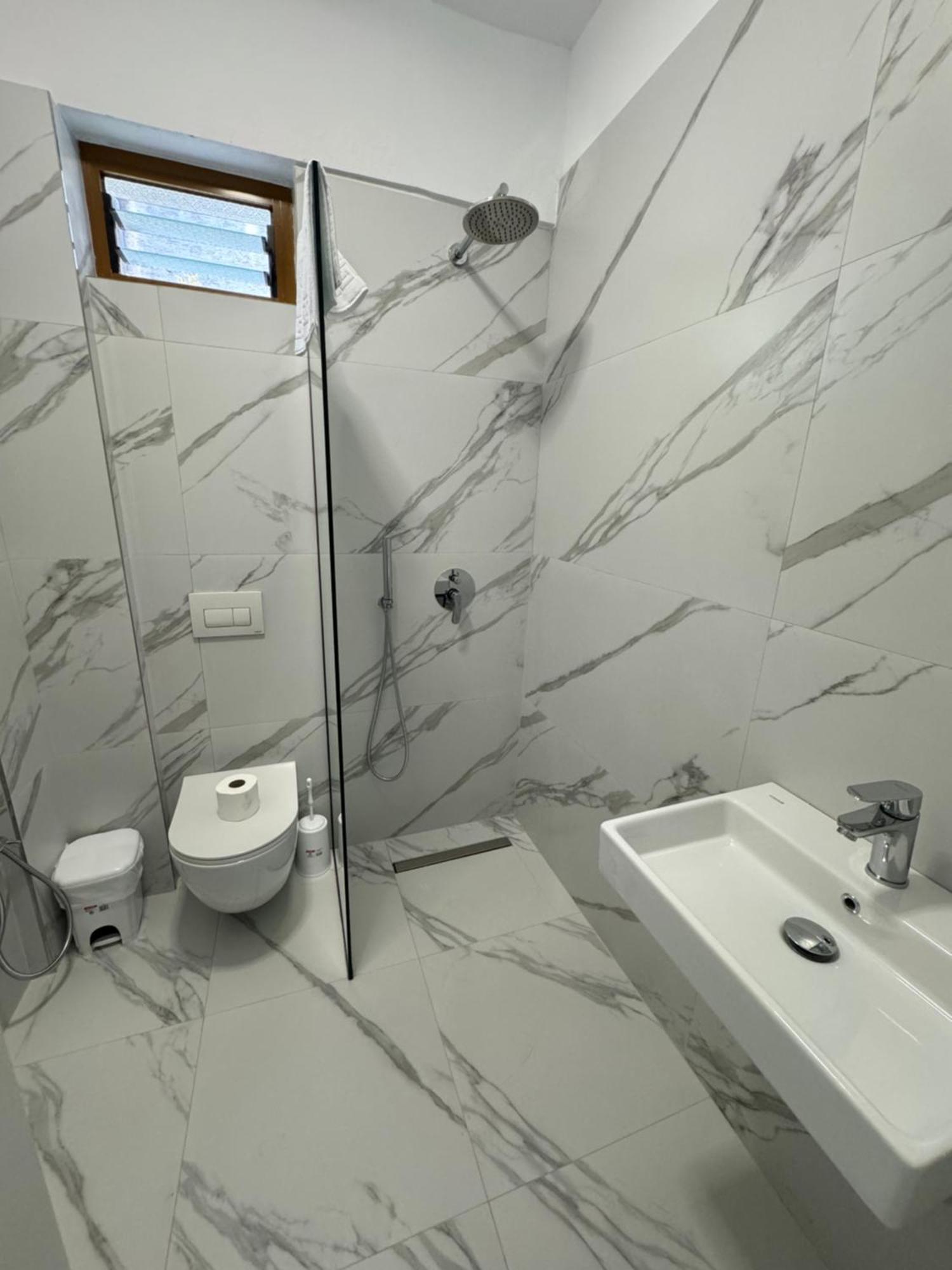 Meraki Hotel Sarande Luaran gambar